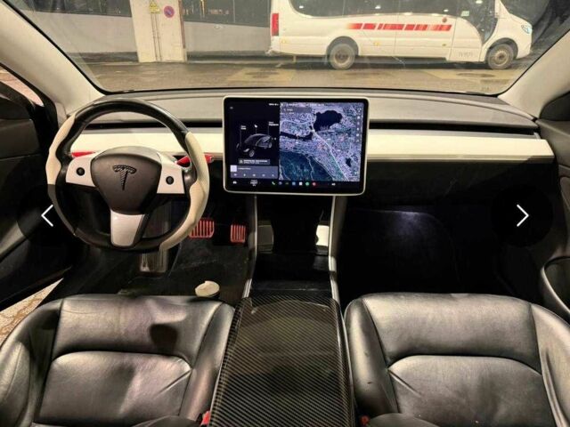 Черный Тесла Модель 3, объемом двигателя 0 л и пробегом 235 тыс. км за 17917 $, фото 6 на Automoto.ua