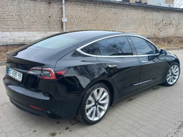 Чорний Тесла Модель 3, об'ємом двигуна 0 л та пробігом 110 тис. км за 17200 $, фото 2 на Automoto.ua