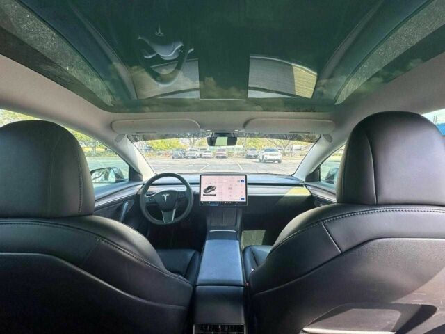 Чорний Тесла Модель 3, об'ємом двигуна 0 л та пробігом 168 тис. км за 5900 $, фото 8 на Automoto.ua