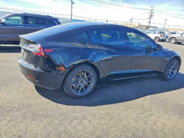 Черный Тесла Модель 3, объемом двигателя 0 л и пробегом 68 тыс. км за 6500 $, фото 2 на Automoto.ua