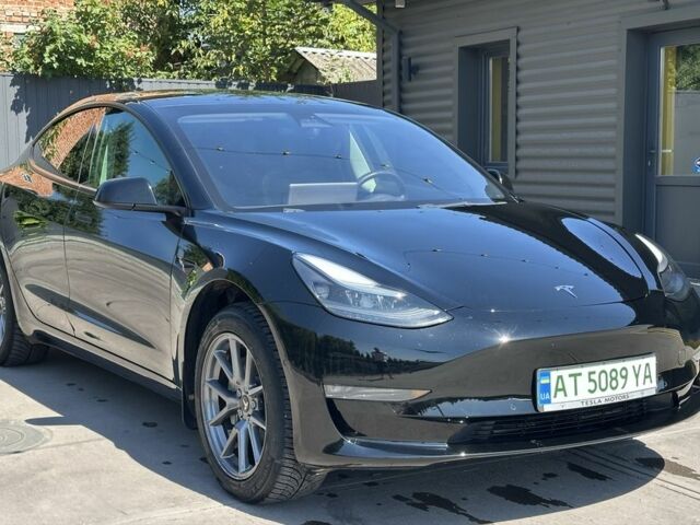 Черный Тесла Модель 3, объемом двигателя 0 л и пробегом 169 тыс. км за 19027 $, фото 2 на Automoto.ua
