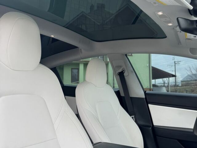 Черный Тесла Модель 3, объемом двигателя 0 л и пробегом 116 тыс. км за 18700 $, фото 7 на Automoto.ua