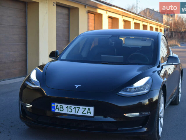 Чорний Тесла Модель 3, об'ємом двигуна 0 л та пробігом 71 тис. км за 22990 $, фото 4 на Automoto.ua