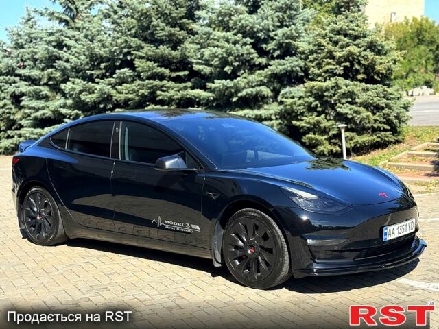 Чорний Тесла Модель 3, об'ємом двигуна 0 л та пробігом 149 тис. км за 23500 $, фото 3 на Automoto.ua