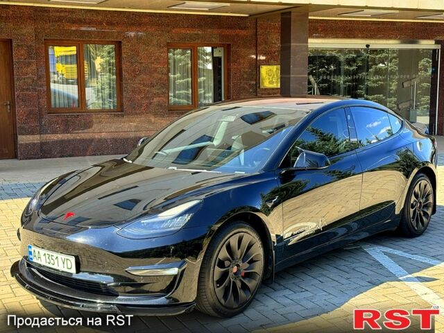 Чорний Тесла Модель 3, об'ємом двигуна 0 л та пробігом 149 тис. км за 23500 $, фото 1 на Automoto.ua