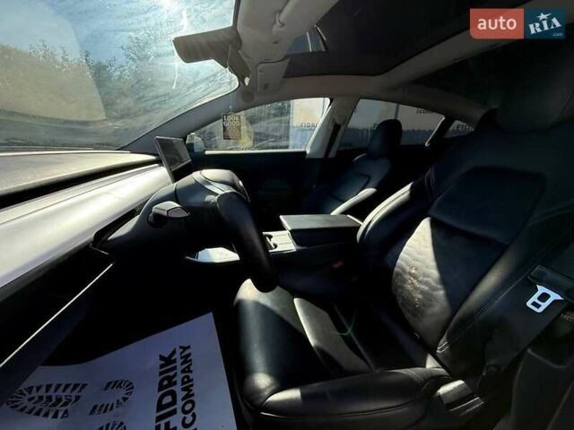 Черный Тесла Модель 3, объемом двигателя 0 л и пробегом 255 тыс. км за 12500 $, фото 6 на Automoto.ua