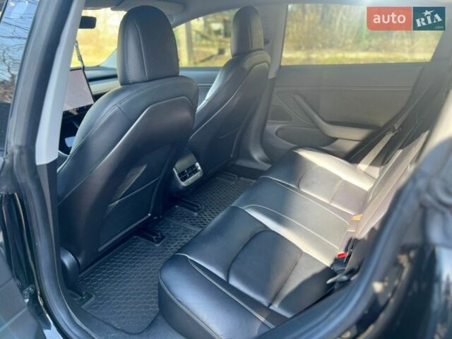 Чорний Тесла Модель 3, об'ємом двигуна 0 л та пробігом 185 тис. км за 16000 $, фото 10 на Automoto.ua