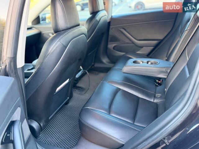 Черный Тесла Модель 3, объемом двигателя 0 л и пробегом 188 тыс. км за 14900 $, фото 9 на Automoto.ua