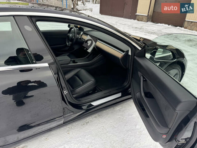 Чорний Тесла Модель 3, об'ємом двигуна 0 л та пробігом 115 тис. км за 19500 $, фото 18 на Automoto.ua