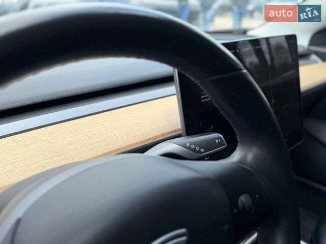 Черный Тесла Модель 3, объемом двигателя 0 л и пробегом 142 тыс. км за 15300 $, фото 14 на Automoto.ua