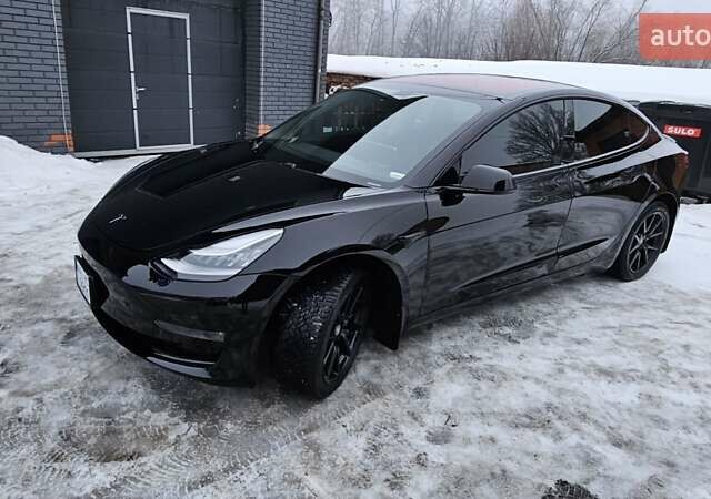 Черный Тесла Модель 3, объемом двигателя 0 л и пробегом 73 тыс. км за 18300 $, фото 4 на Automoto.ua