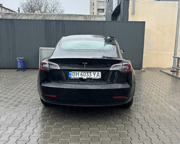 Черный Тесла Модель 3, объемом двигателя 0 л и пробегом 110 тыс. км за 14900 $, фото 1 на Automoto.ua