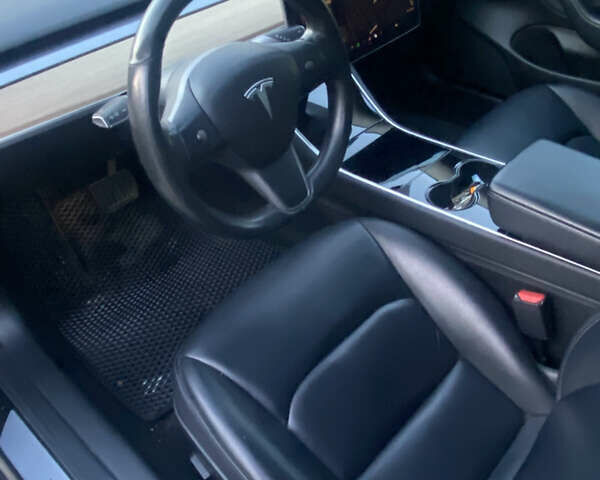 Тесла Модель 3 2018 в Хмельницком на Automoto.ua Черный Тесла Модель 3, объемом двигателя 0 л и пробегом 177 тыс. км за 16600 $, фото 24 на Automoto.ua