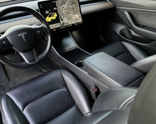 Черный Тесла Модель 3, объемом двигателя 0 л и пробегом 98 тыс. км за 16500 $, фото 8 на Automoto.ua