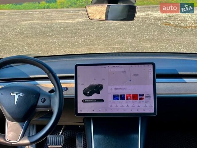 Чорний Тесла Модель 3, об'ємом двигуна 0 л та пробігом 49 тис. км за 19000 $, фото 12 на Automoto.ua