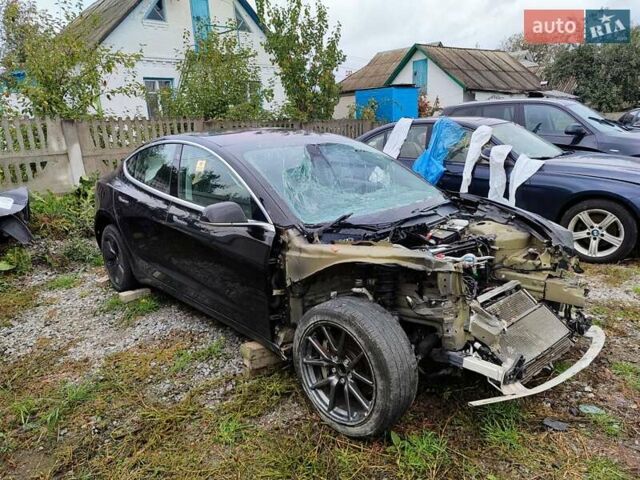 Черный Тесла Модель 3, объемом двигателя 0 л и пробегом 132 тыс. км за 8100 $, фото 5 на Automoto.ua