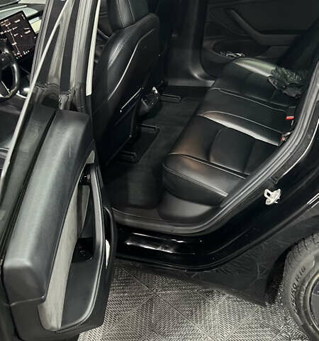 Черный Тесла Модель 3, объемом двигателя 0 л и пробегом 147 тыс. км за 17500 $, фото 8 на Automoto.ua