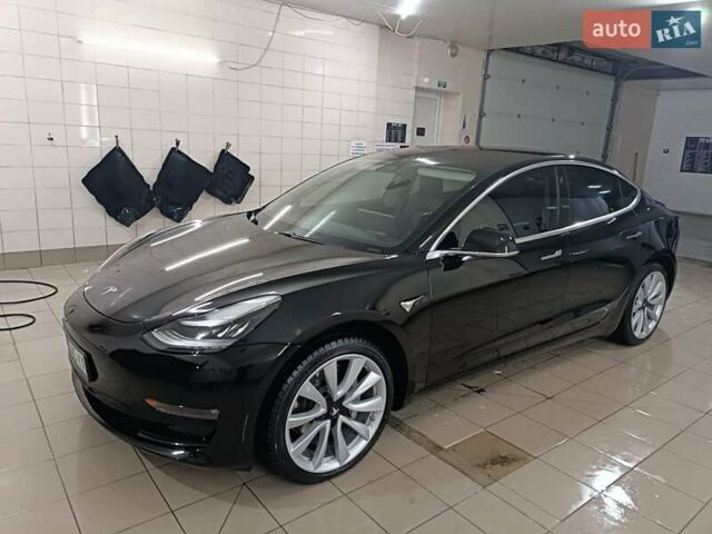 Черный Тесла Модель 3, объемом двигателя 0 л и пробегом 201 тыс. км за 19900 $, фото 69 на Automoto.ua