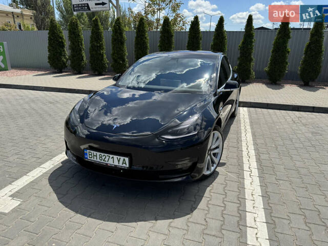 Черный Тесла Модель 3, объемом двигателя 0 л и пробегом 120 тыс. км за 16000 $, фото 1 на Automoto.ua