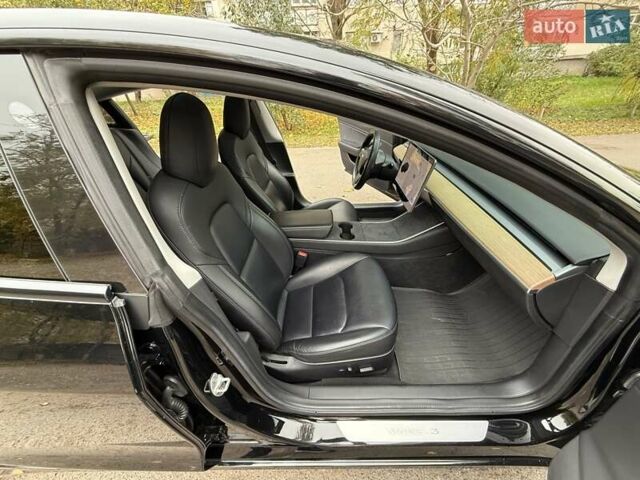 Черный Тесла Модель 3, объемом двигателя 0 л и пробегом 102 тыс. км за 18900 $, фото 59 на Automoto.ua