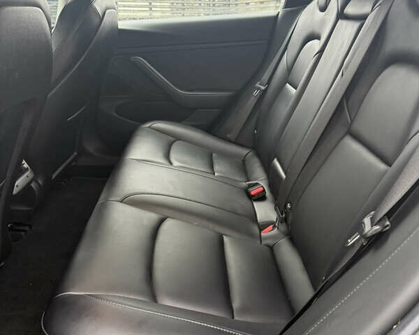 Черный Тесла Модель 3, объемом двигателя 0 л и пробегом 130 тыс. км за 15100 $, фото 27 на Automoto.ua