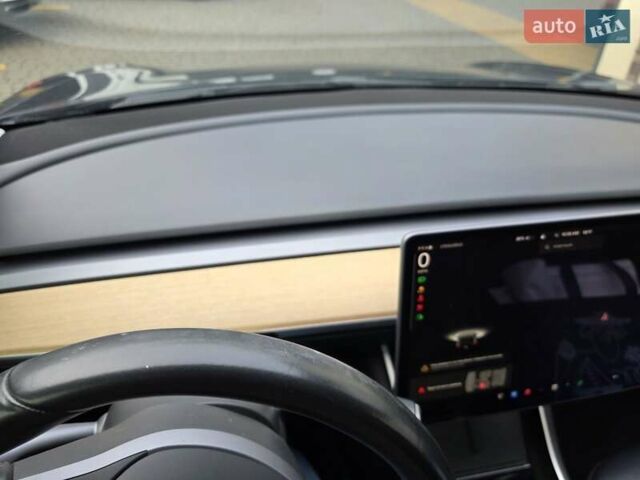 Чорний Тесла Модель 3, об'ємом двигуна 0 л та пробігом 140 тис. км за 14800 $, фото 10 на Automoto.ua