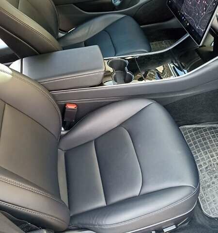 Черный Тесла Модель 3, объемом двигателя 0 л и пробегом 201 тыс. км за 21900 $, фото 36 на Automoto.ua