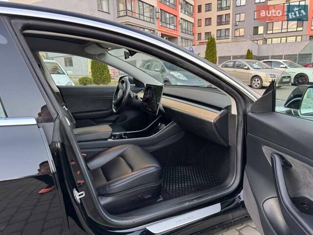 Чорний Тесла Модель 3, об'ємом двигуна 0 л та пробігом 188 тис. км за 16300 $, фото 15 на Automoto.ua