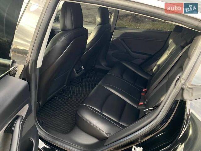 Черный Тесла Модель 3, объемом двигателя 0 л и пробегом 160 тыс. км за 16500 $, фото 57 на Automoto.ua