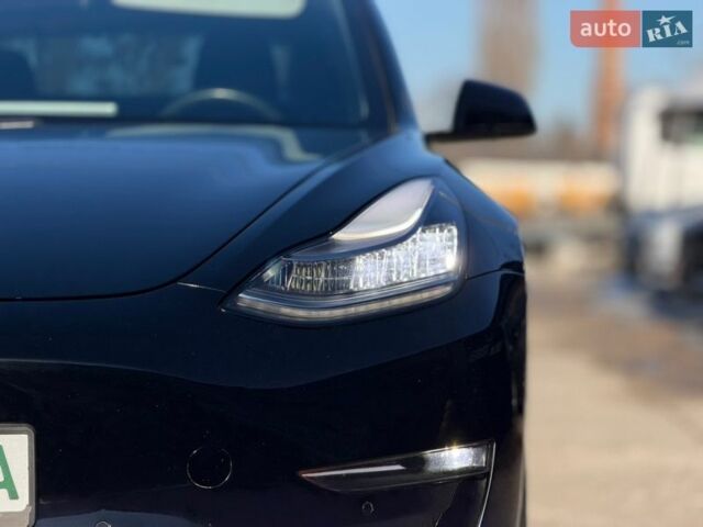 Черный Тесла Модель 3, объемом двигателя 0 л и пробегом 100 тыс. км за 13499 $, фото 9 на Automoto.ua