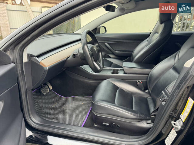 Черный Тесла Модель 3, объемом двигателя 0 л и пробегом 160 тыс. км за 16900 $, фото 20 на Automoto.ua