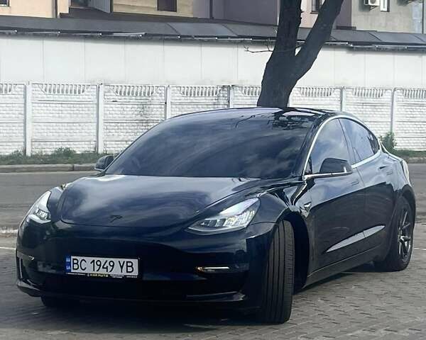 Черный Тесла Модель 3, объемом двигателя 0 л и пробегом 115 тыс. км за 17100 $, фото 3 на Automoto.ua