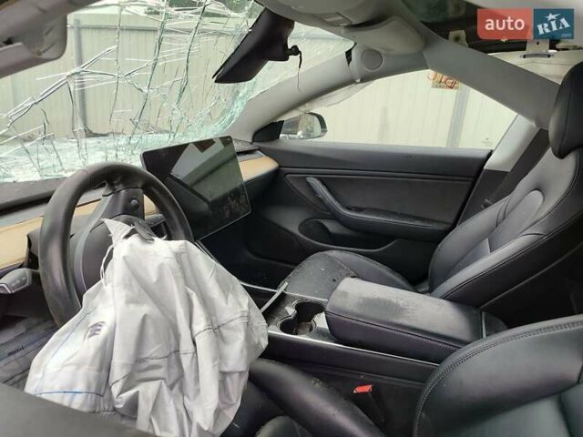 Черный Тесла Модель 3, объемом двигателя 0 л и пробегом 132 тыс. км за 8100 $, фото 1 на Automoto.ua