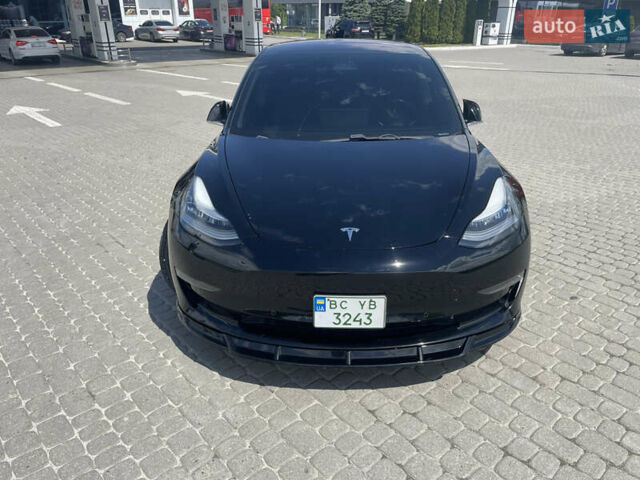 Тесла Модель 3 2018 у Львові на Automoto.ua Чорний Тесла Модель 3, об'ємом двигуна 0 л та пробігом 90 тис. км за 16500 $, фото 9 на Automoto.ua