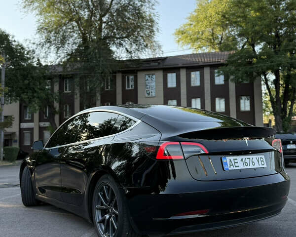Черный Тесла Модель 3, объемом двигателя 0 л и пробегом 156 тыс. км за 16500 $, фото 6 на Automoto.ua