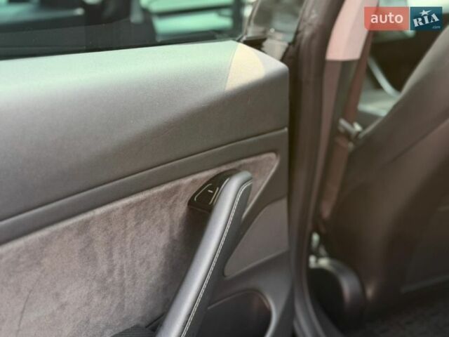 Черный Тесла Модель 3, объемом двигателя 0 л и пробегом 119 тыс. км за 15899 $, фото 15 на Automoto.ua