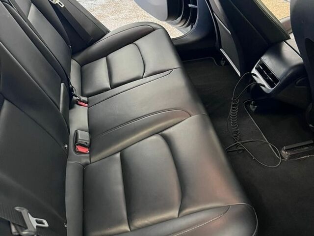 Черный Тесла Модель 3, объемом двигателя 0 л и пробегом 236 тыс. км за 17500 $, фото 12 на Automoto.ua