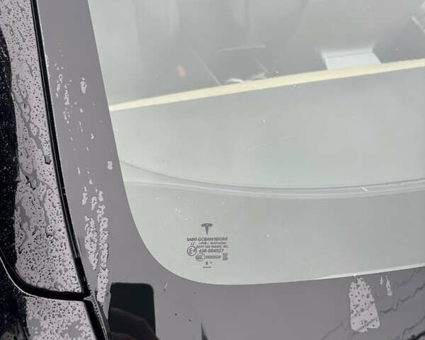 Черный Тесла Модель 3, объемом двигателя 0 л и пробегом 110 тыс. км за 14900 $, фото 19 на Automoto.ua