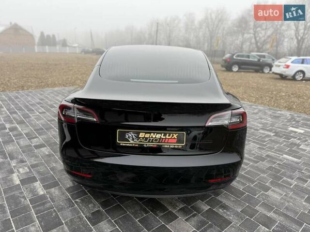 Черный Тесла Модель 3, объемом двигателя 0 л и пробегом 73 тыс. км за 17999 $, фото 6 на Automoto.ua