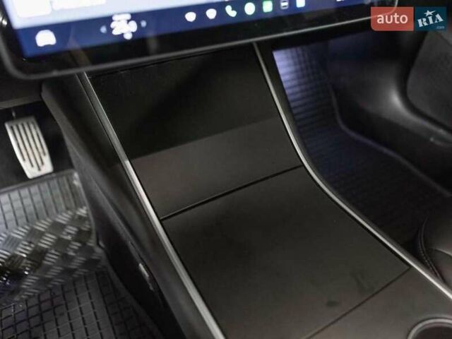 Чорний Тесла Модель 3, об'ємом двигуна 0 л та пробігом 75 тис. км за 24000 $, фото 14 на Automoto.ua