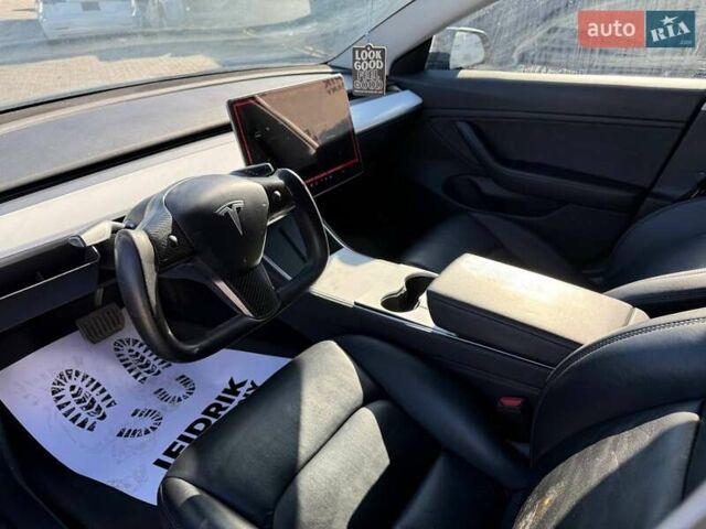 Черный Тесла Модель 3, объемом двигателя 0 л и пробегом 255 тыс. км за 12500 $, фото 7 на Automoto.ua