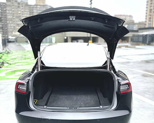 Черный Тесла Модель 3, объемом двигателя 0 л и пробегом 174 тыс. км за 14950 $, фото 24 на Automoto.ua