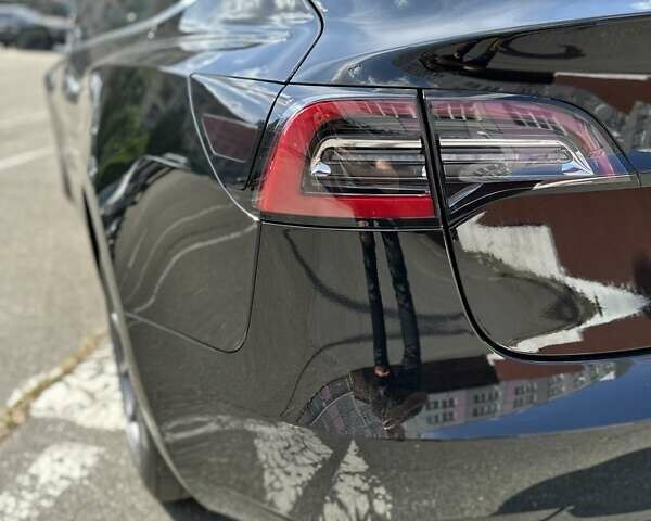 Чорний Тесла Модель 3, об'ємом двигуна 0 л та пробігом 65 тис. км за 18500 $, фото 21 на Automoto.ua