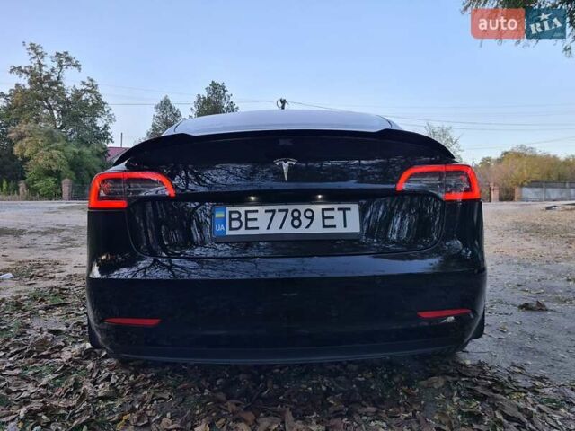 Чорний Тесла Модель 3, об'ємом двигуна 0 л та пробігом 64 тис. км за 26999 $, фото 6 на Automoto.ua