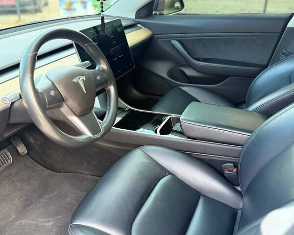 Черный Тесла Модель 3, объемом двигателя 0 л и пробегом 128 тыс. км за 16000 $, фото 6 на Automoto.ua