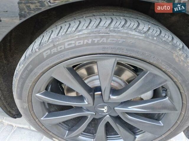 Черный Тесла Модель 3, объемом двигателя 0 л и пробегом 79 тыс. км за 26999 $, фото 21 на Automoto.ua