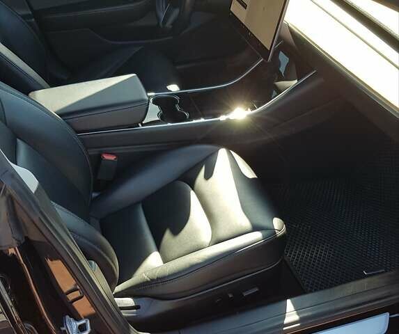 Черный Тесла Модель 3, объемом двигателя 0 л и пробегом 205 тыс. км за 15700 $, фото 16 на Automoto.ua