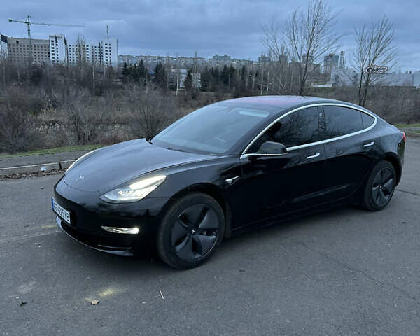 Чорний Тесла Модель 3, об'ємом двигуна 0 л та пробігом 100 тис. км за 15500 $, фото 5 на Automoto.ua