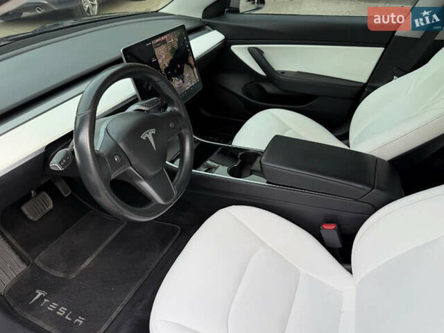 Чорний Тесла Модель 3, об'ємом двигуна 0 л та пробігом 152 тис. км за 17000 $, фото 5 на Automoto.ua