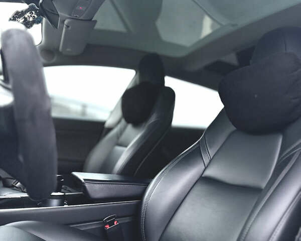 Черный Тесла Модель 3, объемом двигателя 0 л и пробегом 174 тыс. км за 14950 $, фото 42 на Automoto.ua